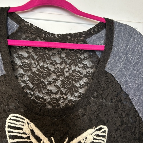We The Free Embroidered Butterfly on Lace T-Shirt Top-Large - Picture 3 of 9